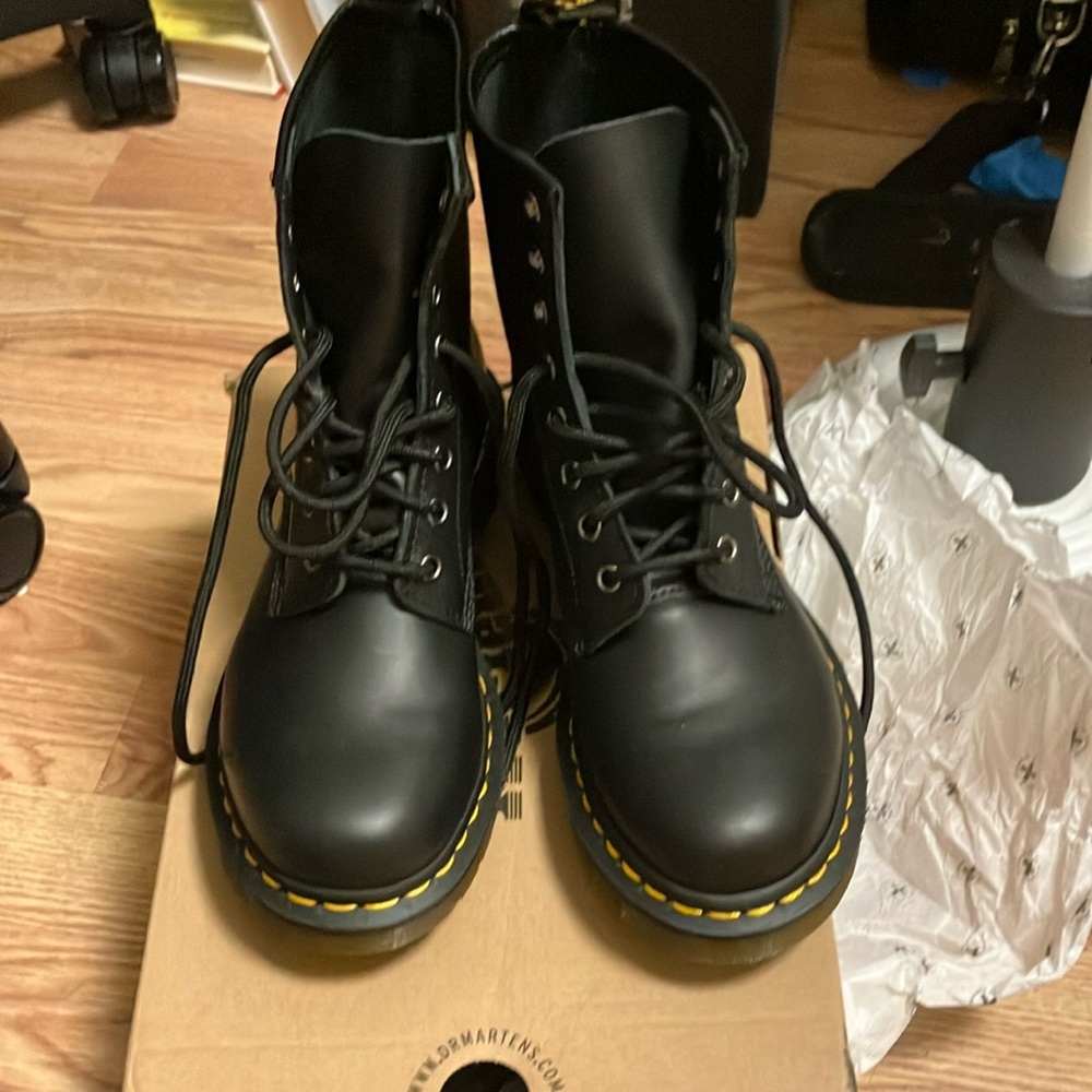 Brand New 1460 W Doc Martens Soft Leather